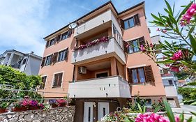 Santima Apartments